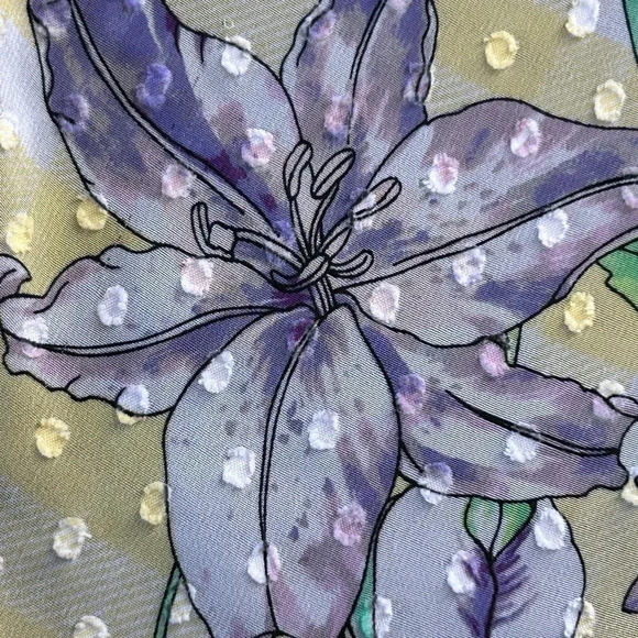 Women’s Small Swiss Dot SHEER Yellow Floral Blouse Keyhole‎ Cottagecore Dainty - Picture 3 of 16